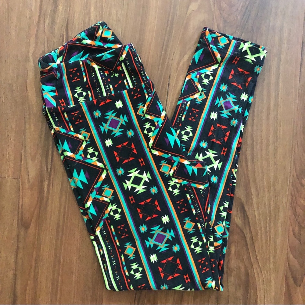 Aztec Southwest leggings lularoe o/s